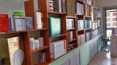 C10221呼图壁西市路与东风大街红绿灯路口精装养生美容馆转