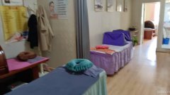 C10221呼图壁西市路与东风大街红绿灯路口精装养生美容馆转