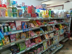 C10228位于昌吉市红星东路君悦海棠小区内便利店转让