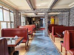 C10246体育馆路200平餐厅转让