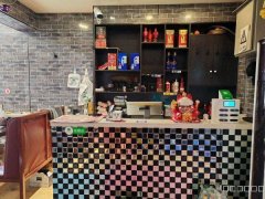 C10246体育馆路200平餐厅转让