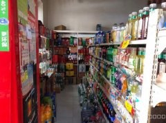 C10251店面转让 位于昌吉市延安南路天润花园小区门口