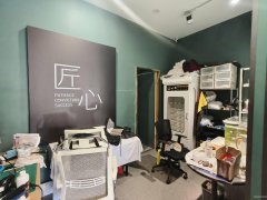 C10270昌吉世纪广场东区空店直租