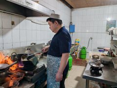 C10276米东区石化中学对面200平餐厅转让