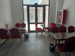 C10300位于昌吉市石河子西路融锦城二期临街餐饮店转让