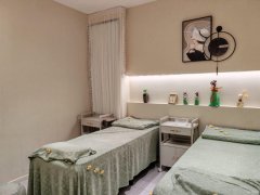 C10304紫金城东湖左岸110平美容院找合作伙伴