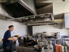 C10305南湖东路北六巷214平餐厅转让