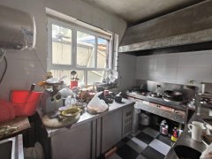 C10319经营6年餐饮老店转让