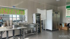 C10325位于昌吉榆树沟吉祥路餐厅转让