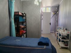 C10337米东区兰园小区45平美容院转让
