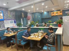 C10355华凌公交车站170平餐厅转让