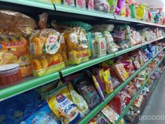 C10360位于昌吉市海棠小镇二期门口头铺临街商超转让