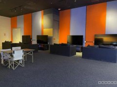 C10364位于友好商城电竞体验馆转让