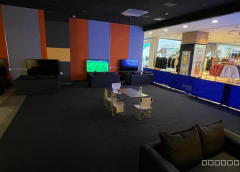 C10364位于友好商城电竞体验馆转让