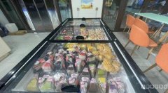 C10382位于五家渠库尔勒街学校对面营业中蛋糕店转让