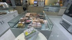 C10382位于五家渠库尔勒街学校对面营业中蛋糕店转让