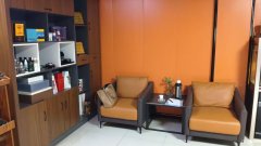 C10389昌吉文化东路地下营业中大型汽车服务洗车装潢店转让