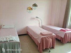 C10397位于阜康市怡心阁小区附近临街美容店转让