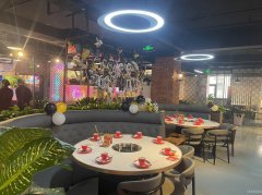 C10400紫金长安756平餐厅转让