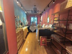 C10409农校后门好位置精品饰品美甲店转让