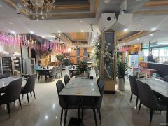 C10410粮校市场经营中店铺转让