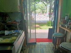 C10413位于昌吉市延安南路州二中附近临街串串店转让