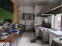 C10415昌吉市宁边东路园林宾馆门口134平餐厅转让