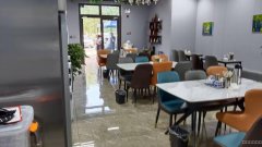 C10420昌吉市青年南路金悦府全新餐饮旺铺急转