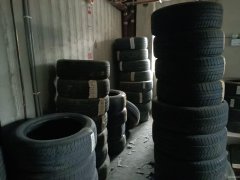 C10421位于昌吉市屯河路馨河湾小区北门附近临街机修洗车店