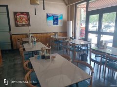 C10422位于昌吉市青年南路吉祥花园附近临街餐饮店转让