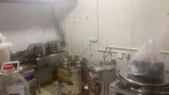 C10423新华凌南区家具城43平餐厅转让