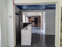 C10434米古里对面碱沟西路旺铺出租