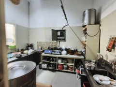 C10437博雅馨园南门店铺转让