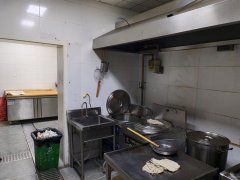 C10441米东区振兴中路120平餐厅转让