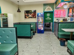 C10441米东区振兴中路120平餐厅转让