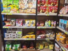 C10446昌吉市延安路森林大地东苑西门临街临期食品商店转让