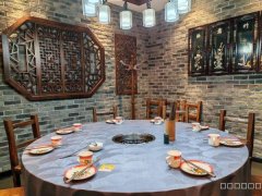 C10450钱塘江路友好购物630平餐厅低价转让