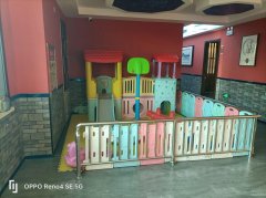 C10463位于吉木萨尔县金地花园附近临街餐饮旺铺转让