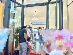 C10466位于昌吉市健康东路馕产业园区内饮品店转让