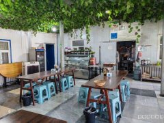 C10480阜康上户沟天山路口160平餐厅商店转