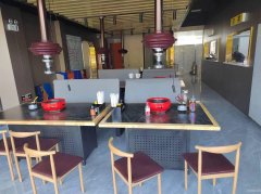 C10483位于奇台县金迪花苑小区附近临街餐饮店转让