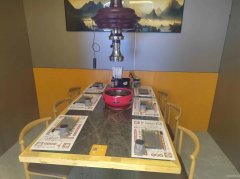 C10483位于奇台县金迪花苑小区附近临街餐饮店转让