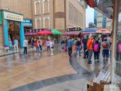 C10484大巴扎43平饮品店转让