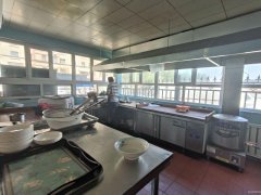 C10502仓房沟东路沿街蓝天花景轩小区商铺直租