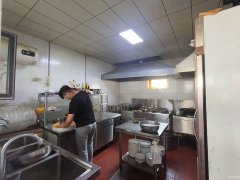 C10502仓房沟东路沿街蓝天花景轩小区商铺直租