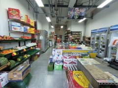 C10511西山紫金城新河湾小区大门口处果蔬店空转