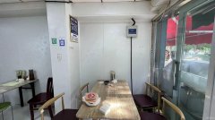 C10513位于乌市幸福花园附近餐厅转让