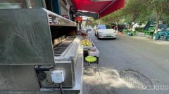 C10513位于乌市幸福花园附近餐厅转让