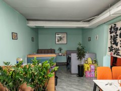 C10516青城巷90平餐厅转让