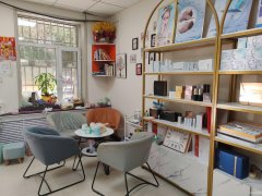 C10518中亚南路聚鑫小区67平美容院转让